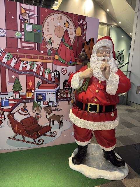 Look who's here! A festive Santa display getting everyone into the holiday spirit in Fukuoka.